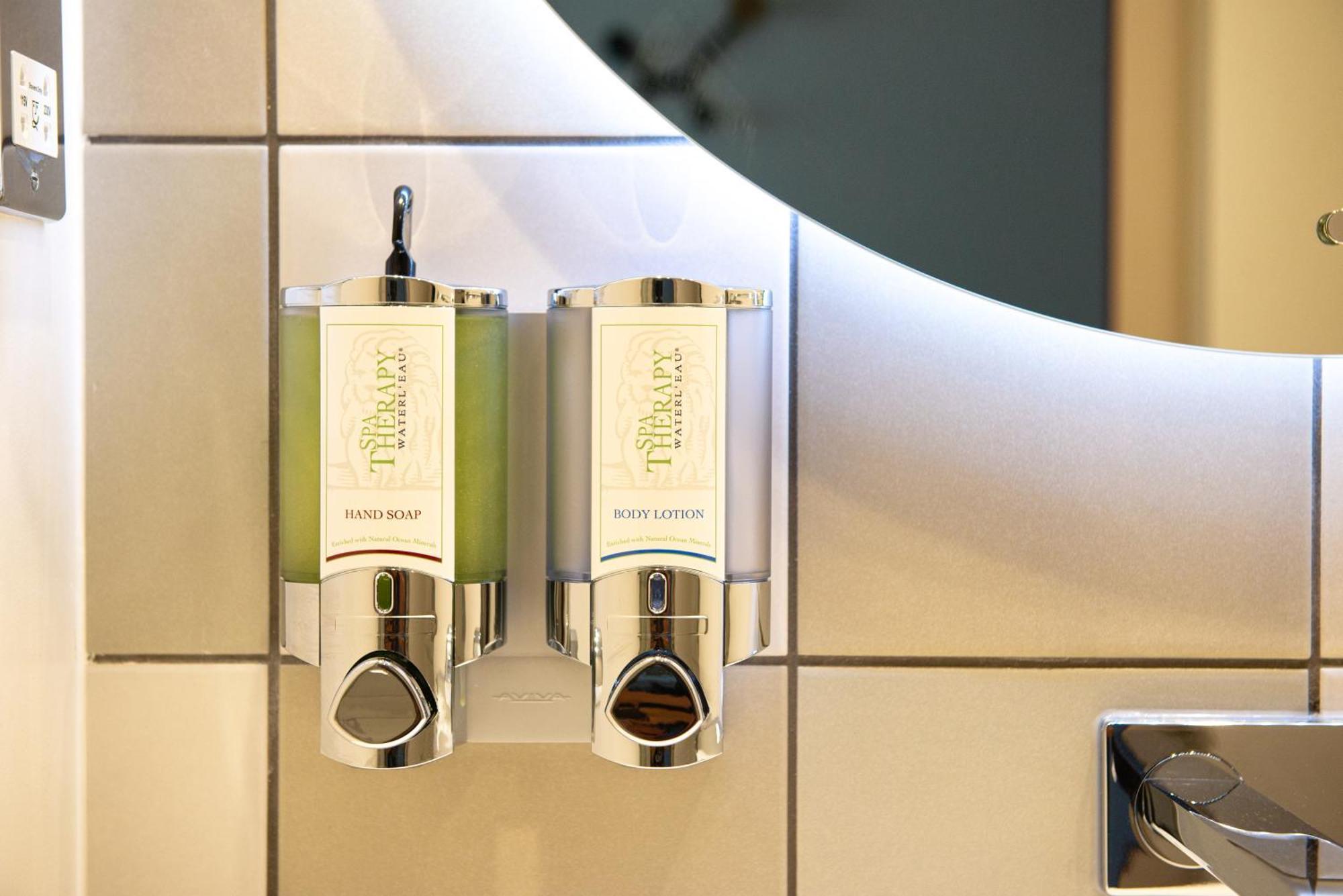 Hampton By Hilton High Wycombe Hotel Ngoại thất bức ảnh