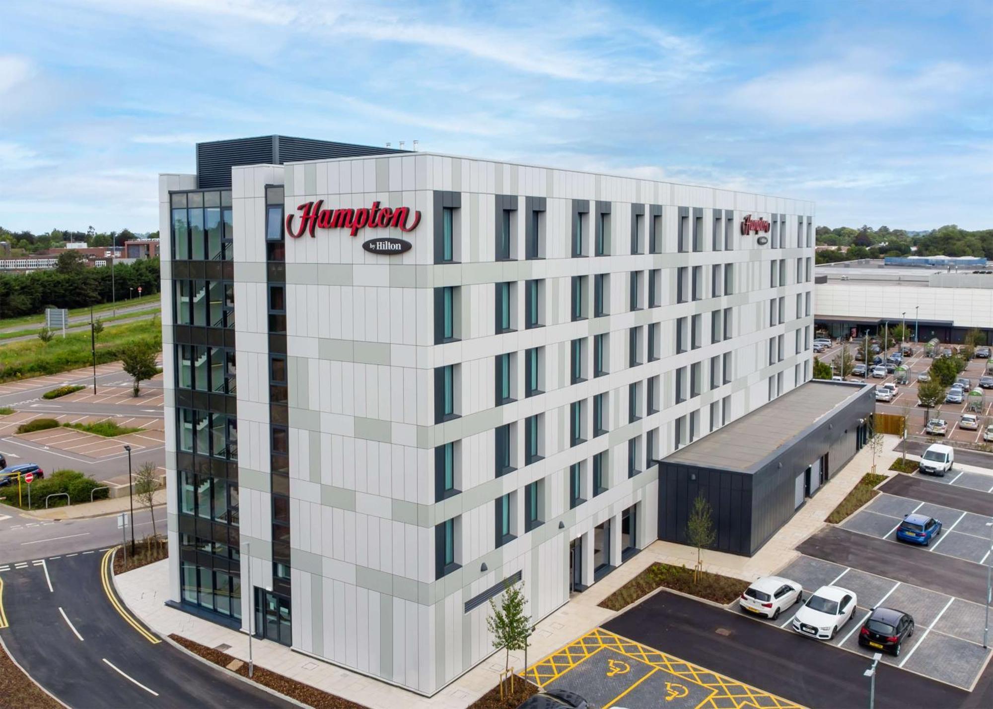Hampton By Hilton High Wycombe Hotel Ngoại thất bức ảnh